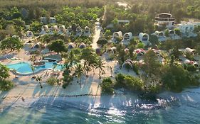 Zanziblue Waves Beach Resort